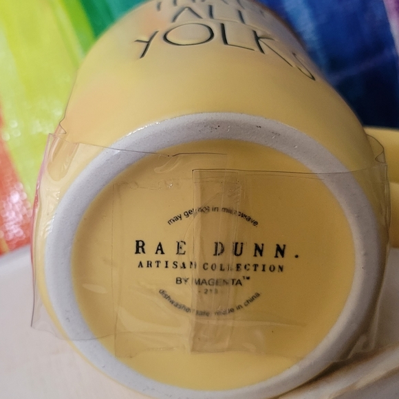 That's All Yolks Rae Dunn Yellow Egg Mug w / Coaster Lid  💛 - Picture 4 of 12